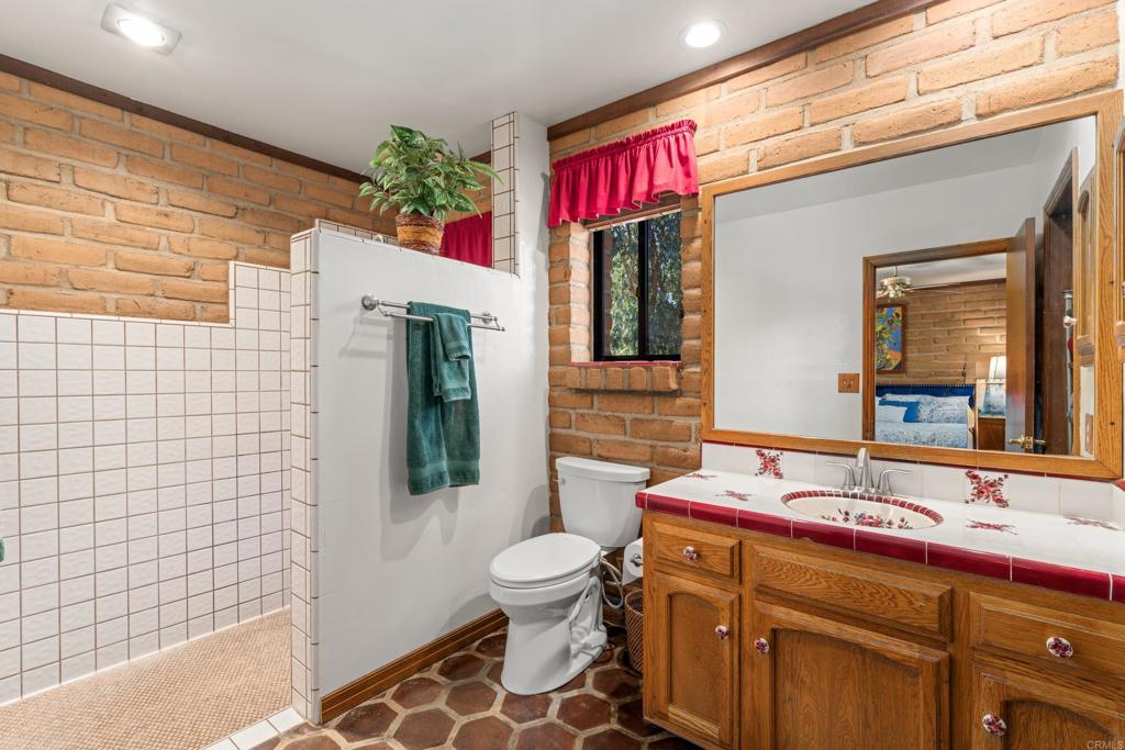 16457 SOMBRA DEL MONTE