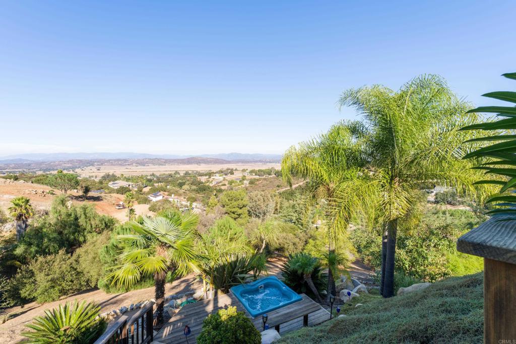 16457 SOMBRA DEL MONTE