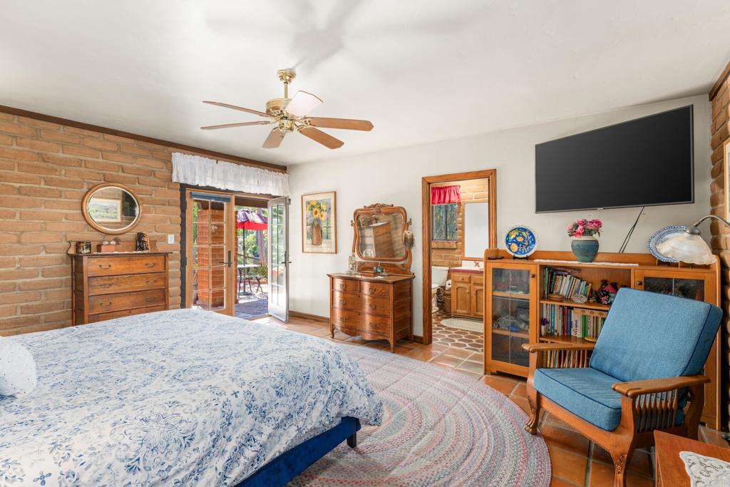 16457 SOMBRA DEL MONTE