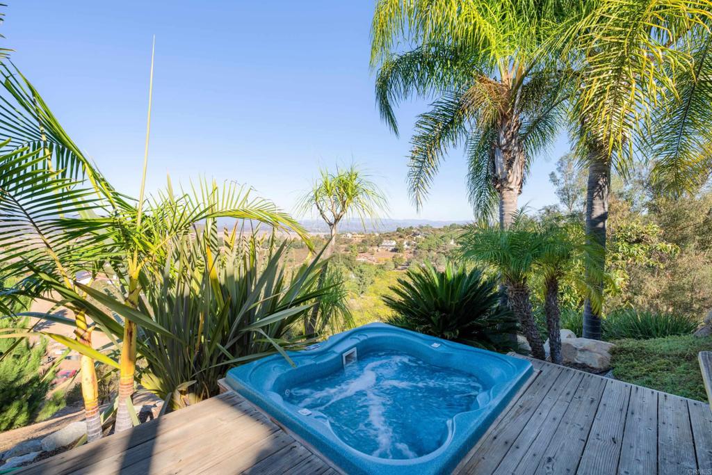 16457 SOMBRA DEL MONTE