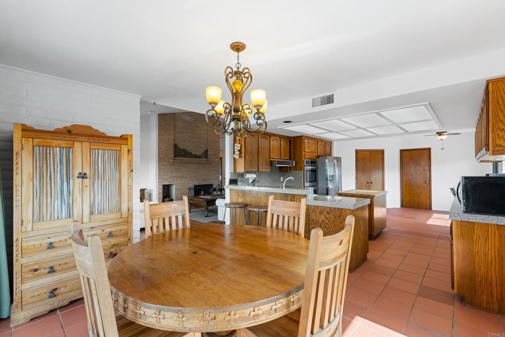 16526 GREEN VALLEY TRUCK TRAIL