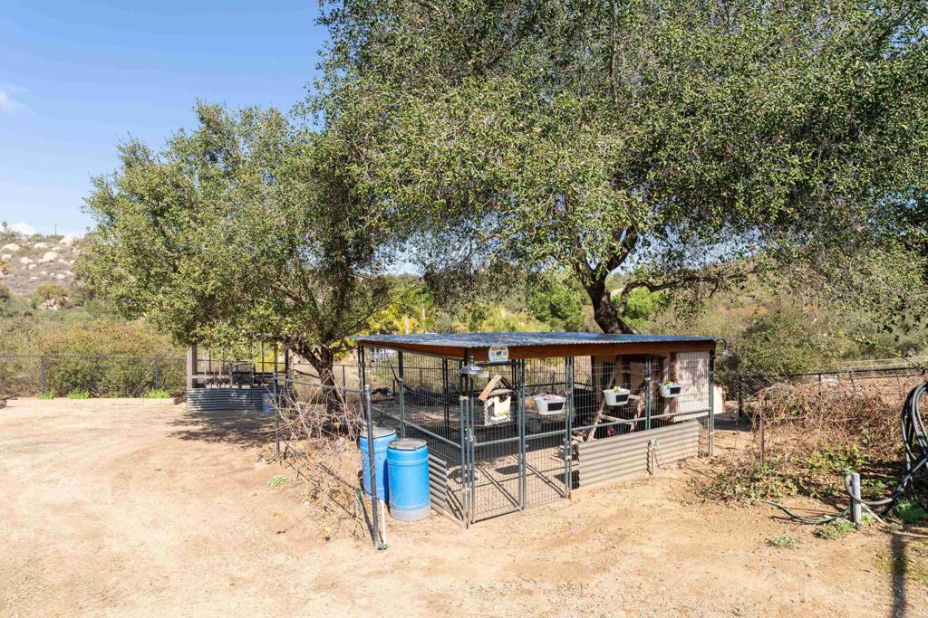 16526 GREEN VALLEY TRUCK TRAIL