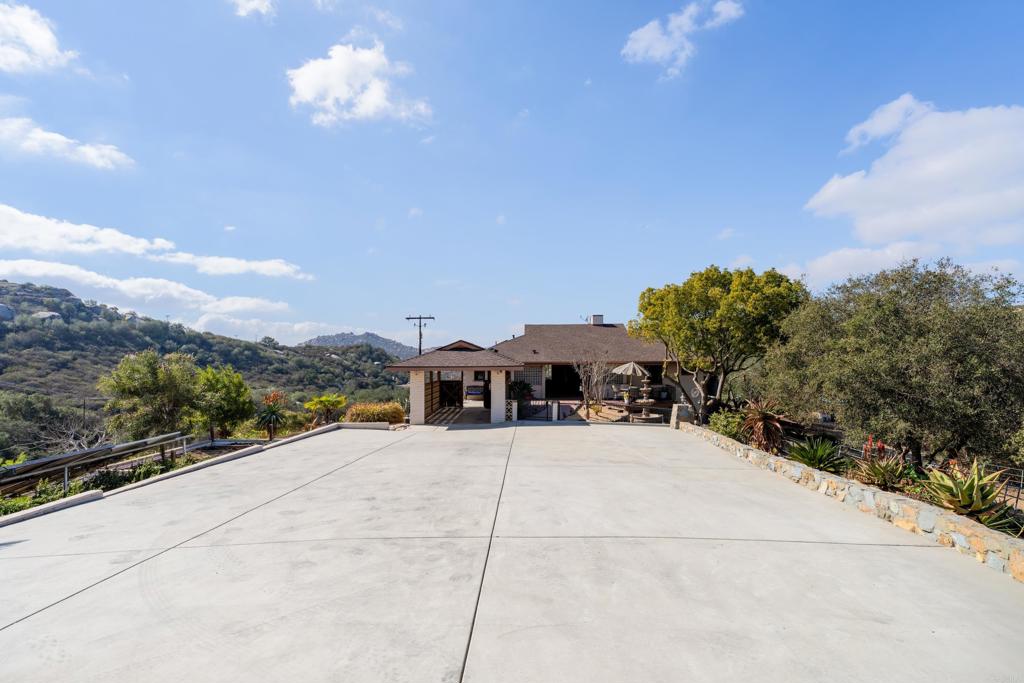 16526 GREEN VALLEY TRUCK TRAIL