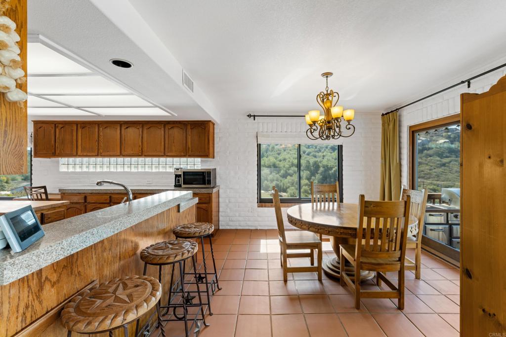 16526 GREEN VALLEY TRUCK TRAIL