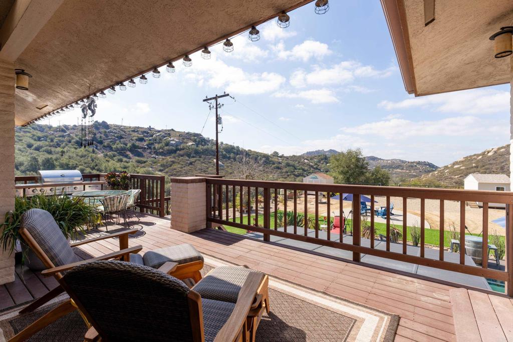 16526 GREEN VALLEY TRUCK TRAIL