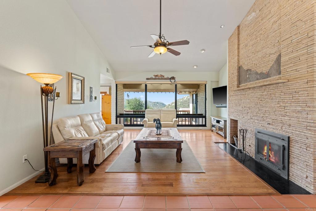 16526 GREEN VALLEY TRUCK TRAIL