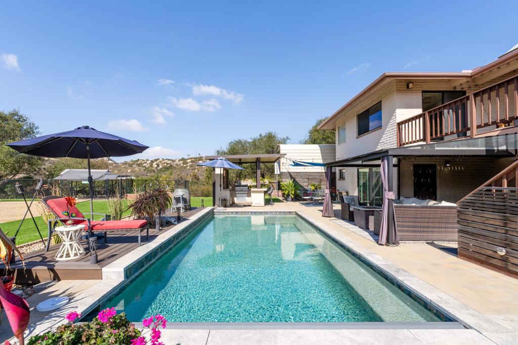 16526 GREEN VALLEY TRUCK TRAIL