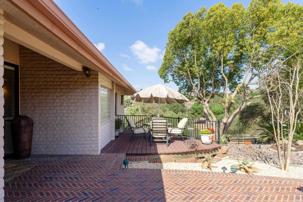 16526 GREEN VALLEY TRUCK TRAIL