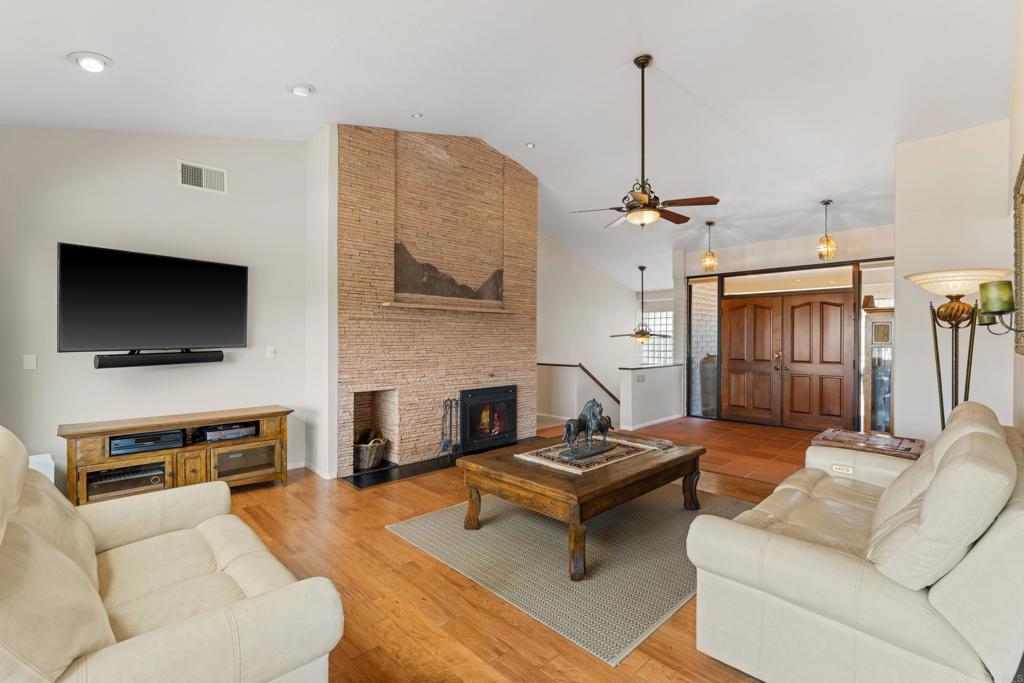 16526 GREEN VALLEY TRUCK TRAIL