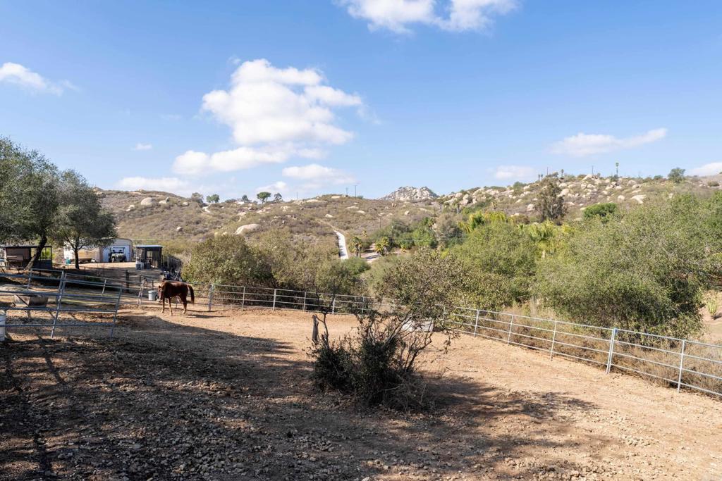 16526 GREEN VALLEY TRUCK TRAIL