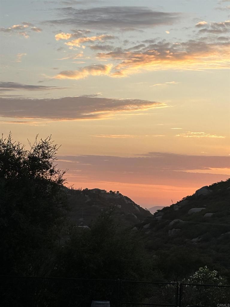 16526 GREEN VALLEY TRUCK TRAIL