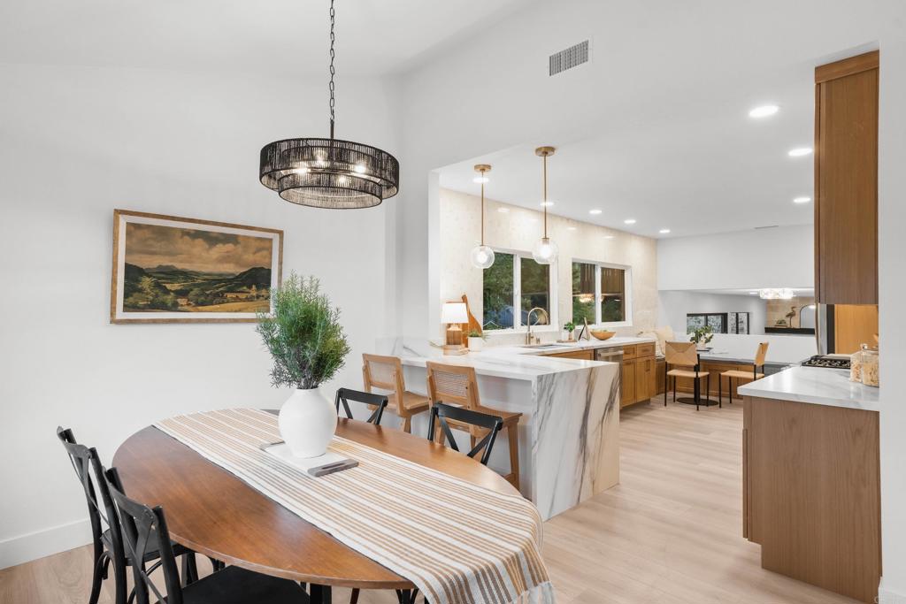 1657 FOOTHILL Drive