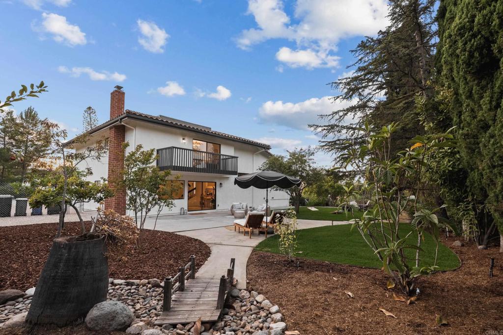 1657 FOOTHILL Drive
