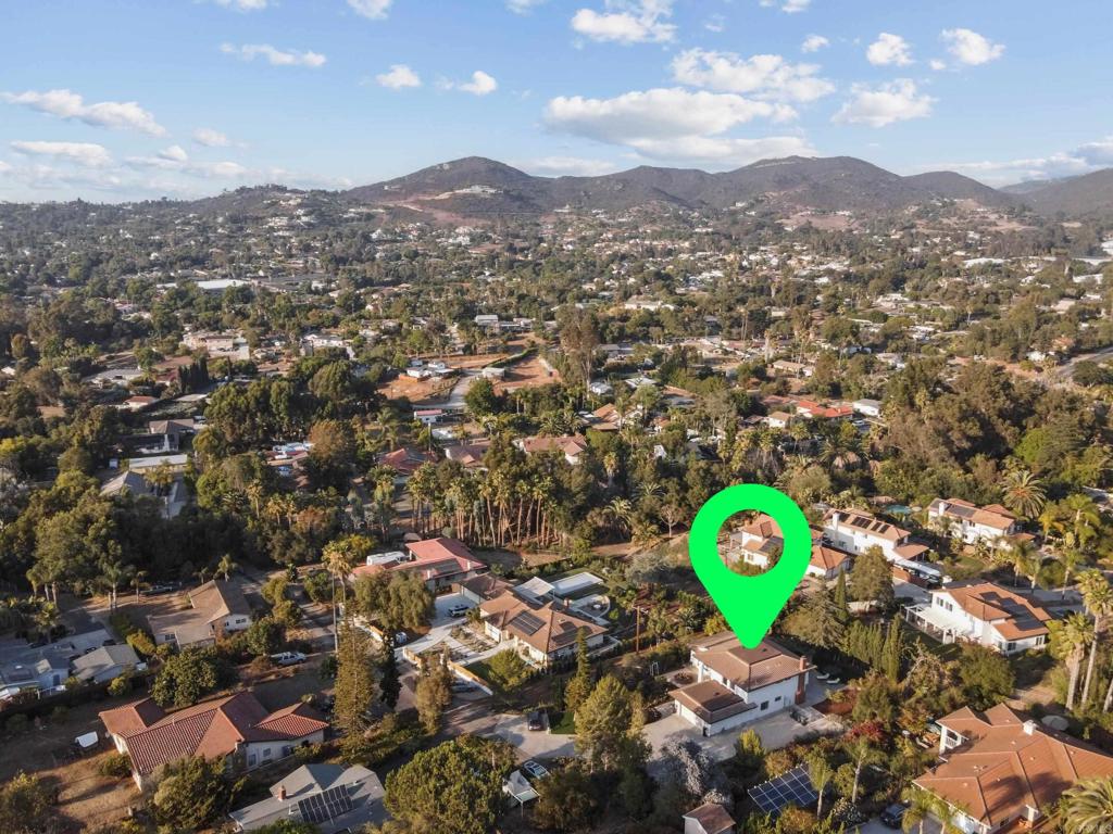 1657 FOOTHILL Drive