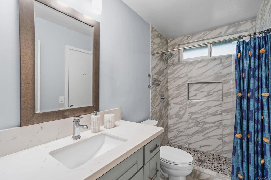 3264 CAMARILLO Avenue