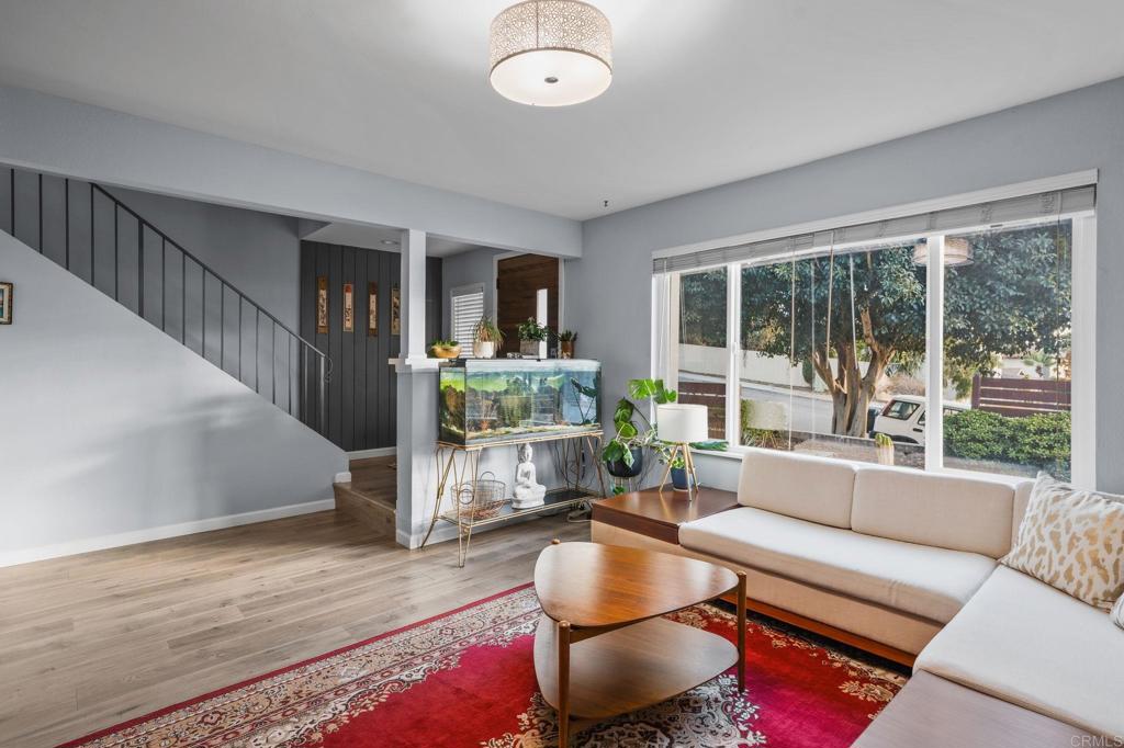 3264 CAMARILLO Avenue