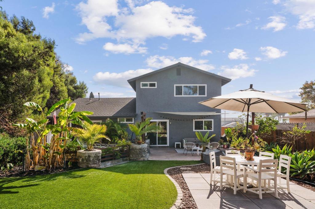 3264 CAMARILLO Avenue