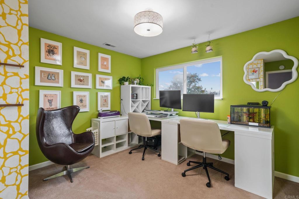 3264 CAMARILLO Avenue