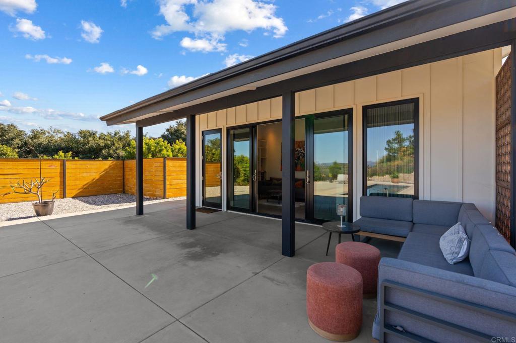 6937 KELLYN Lane