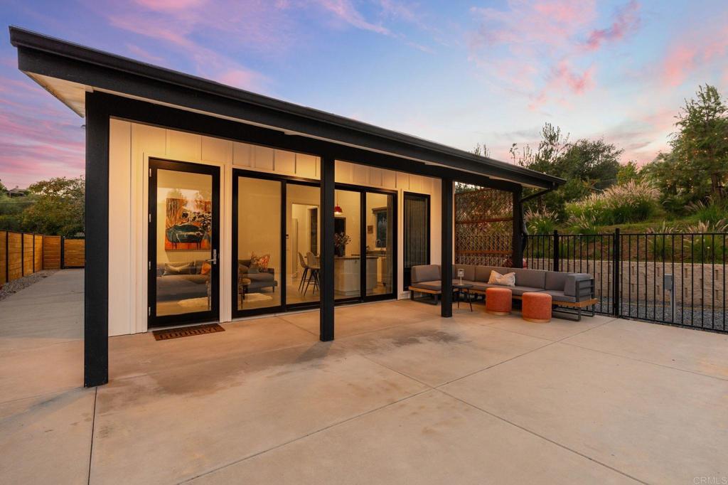 6937 KELLYN Lane