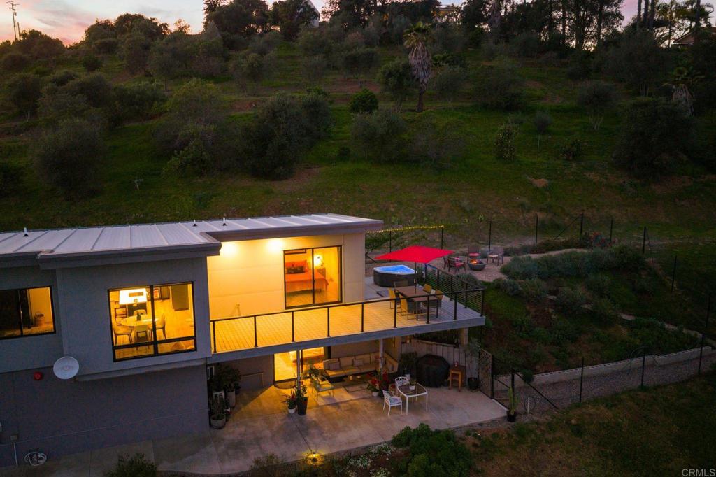 6937 KELLYN Lane