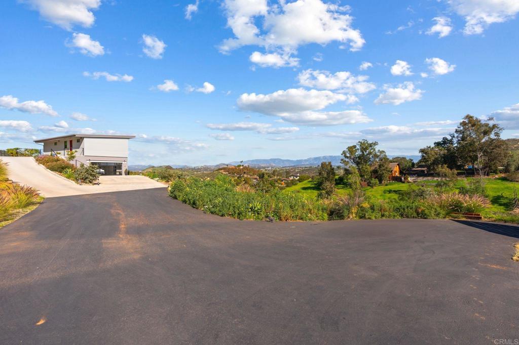 6937 KELLYN Lane