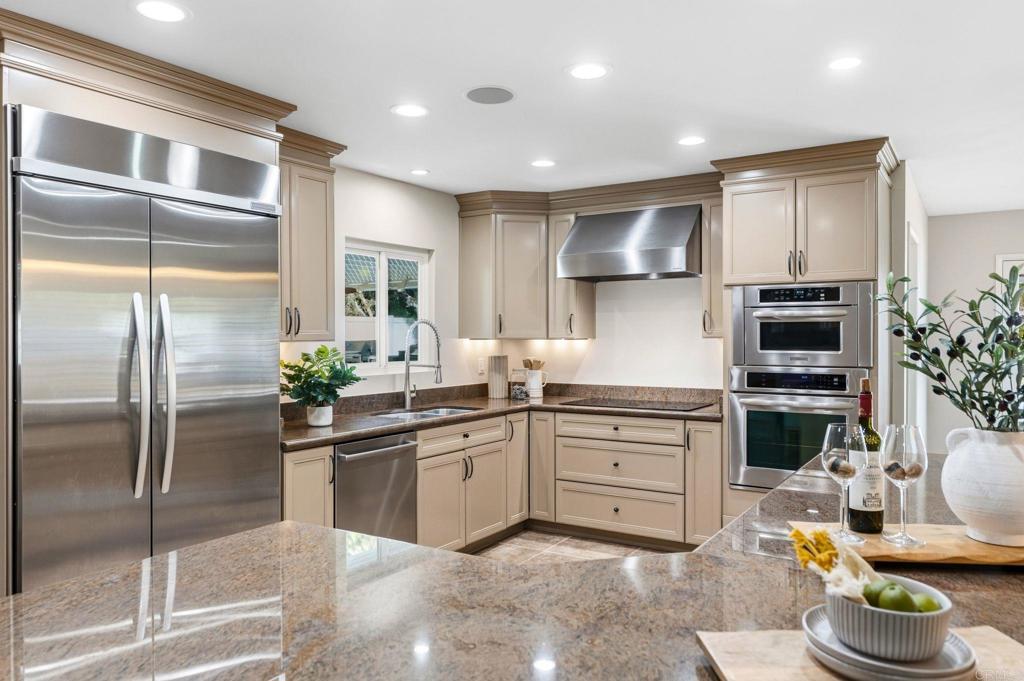 1222 LUPINE HILLS Drive