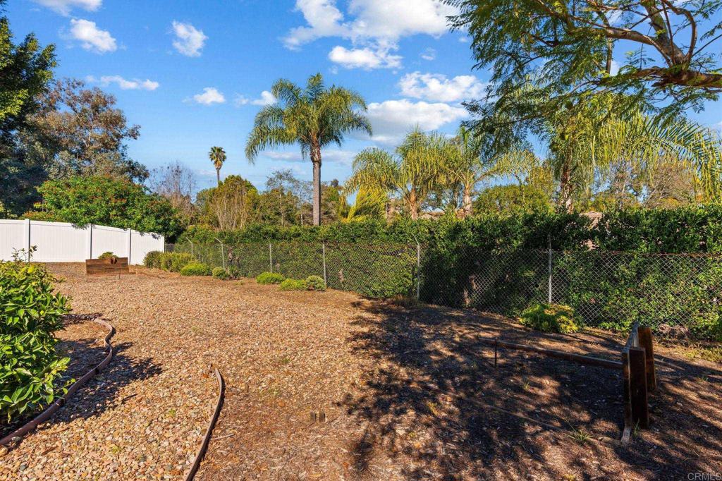 1222 LUPINE HILLS Drive