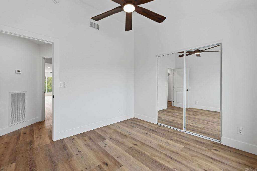 1416 EASTVIEW Court