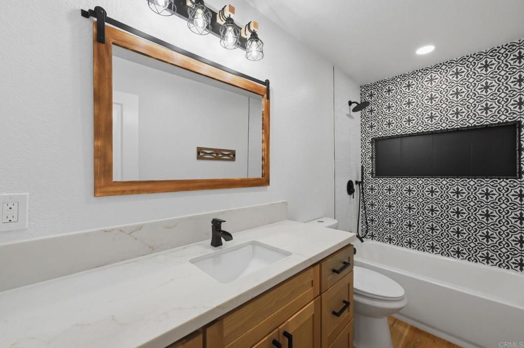 1416 EASTVIEW Court