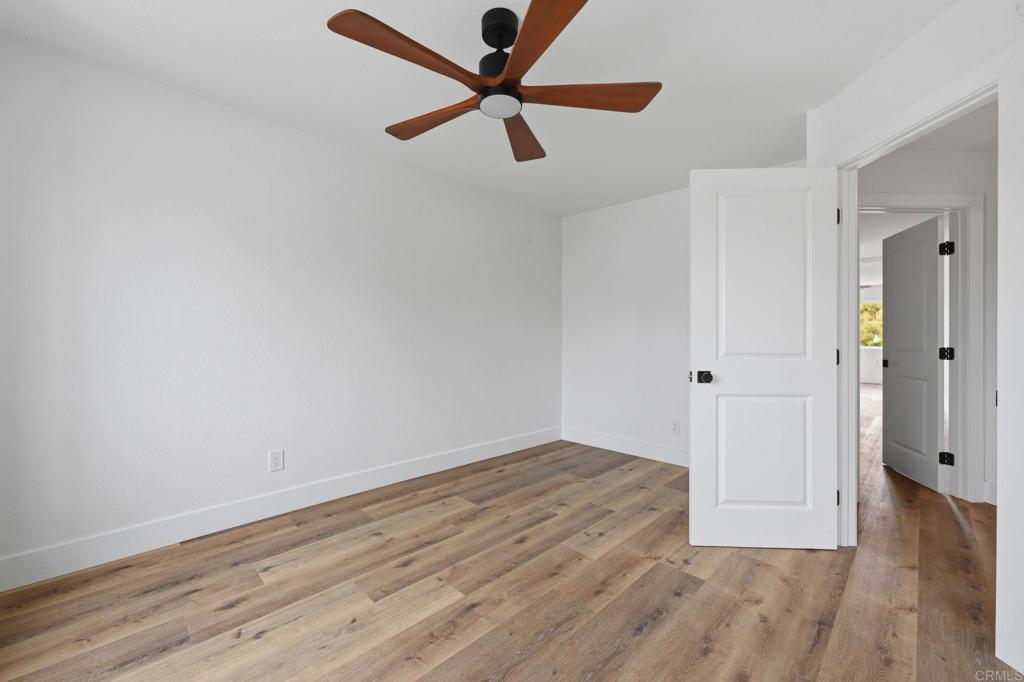1416 EASTVIEW Court
