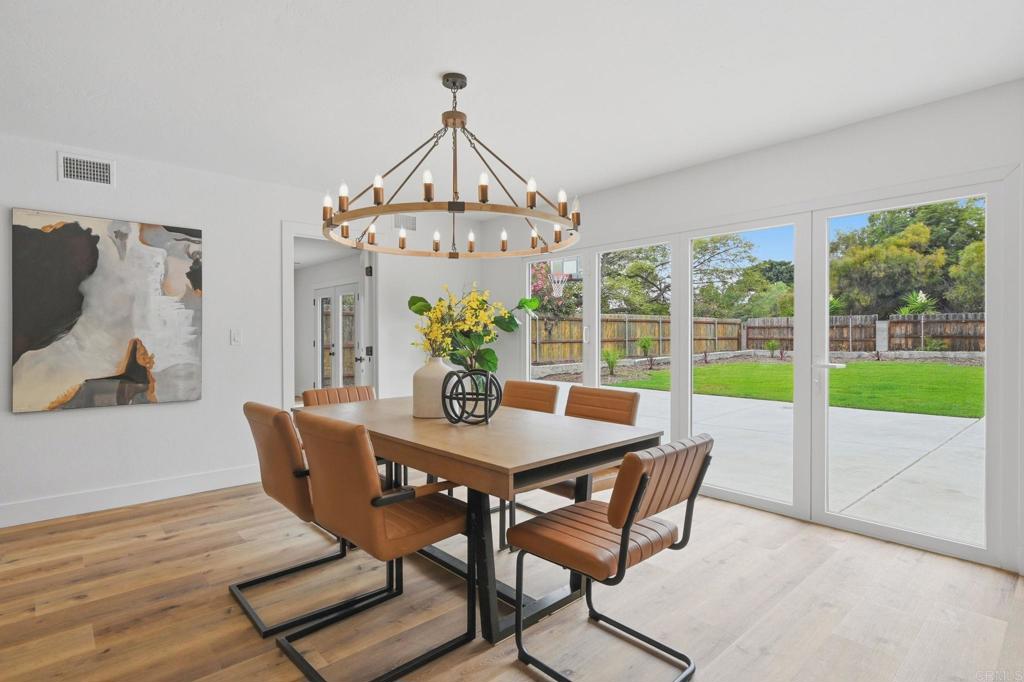 1416 EASTVIEW Court