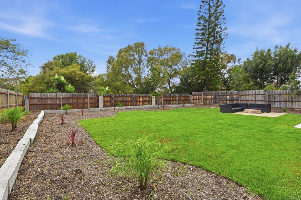 1416 EASTVIEW Court