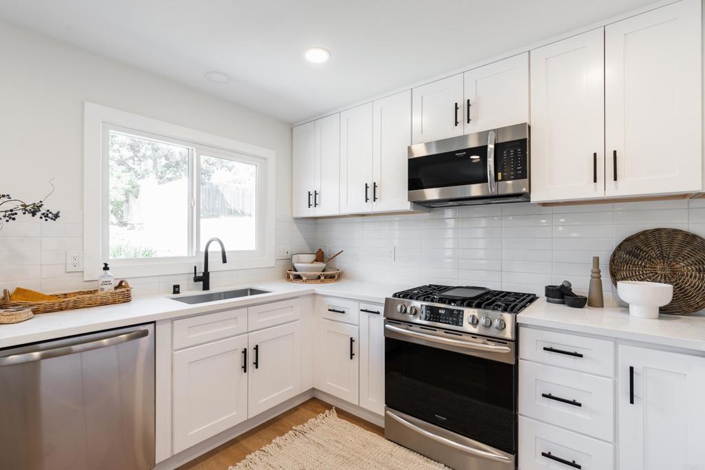 9470 Saint Andrews Drive