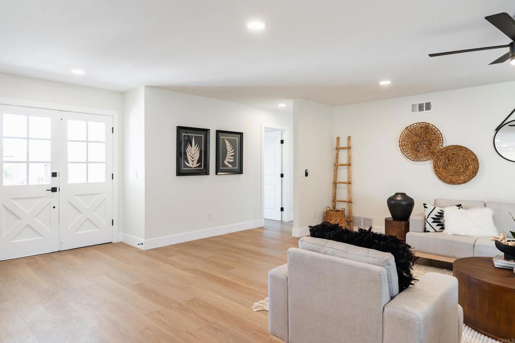 9470 Saint Andrews Drive