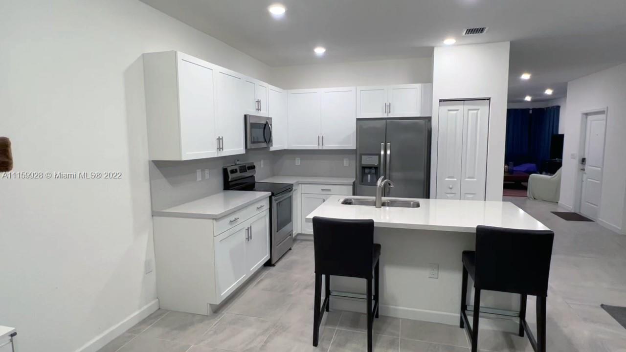20610 NE 2nd Ct Unit: 0