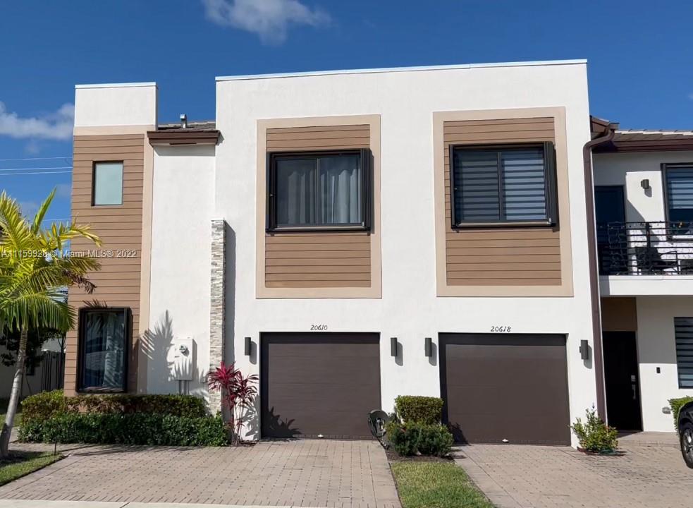 20610 NE 2nd Ct Unit: 0