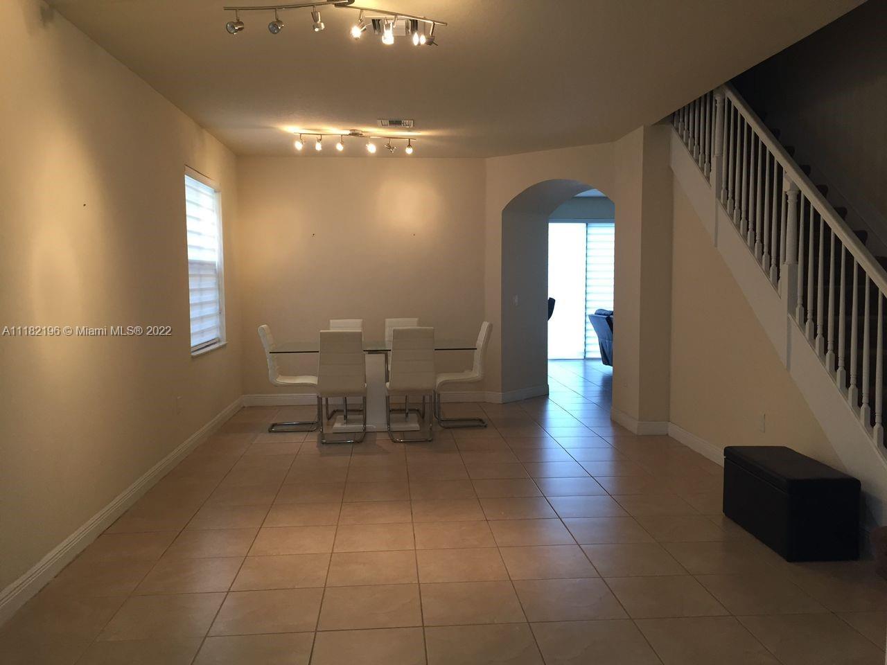 8858 NW 101st Pl
