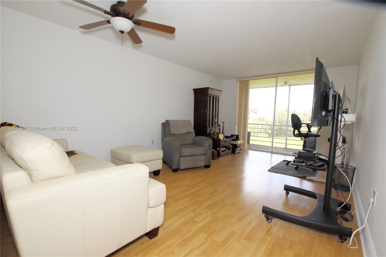 7960 N Sunrise Lakes Dr Unit: 206