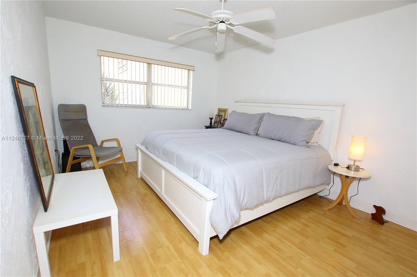 7960 N Sunrise Lakes Dr Unit: 206
