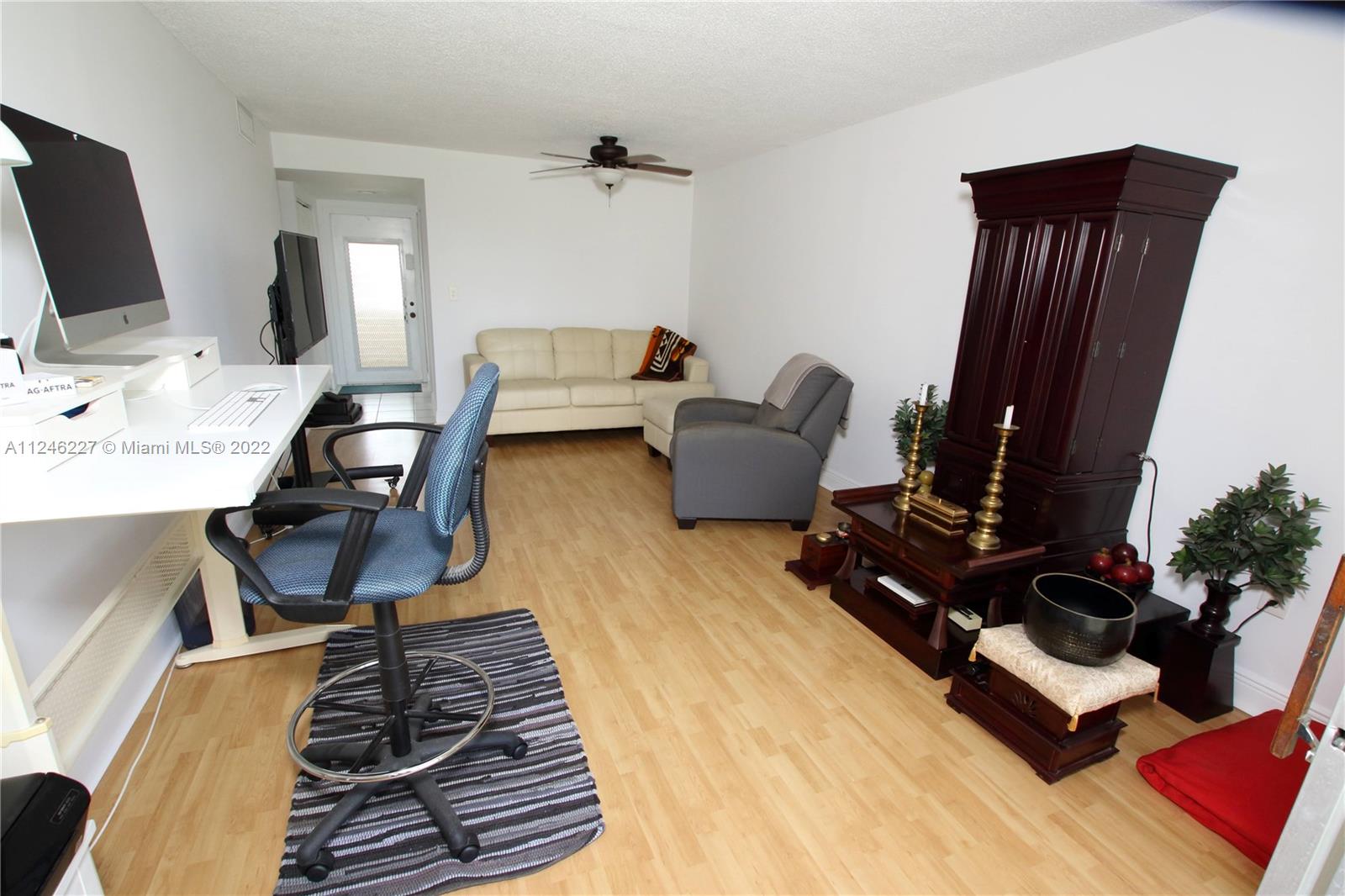 7960 N Sunrise Lakes Dr Unit: 206