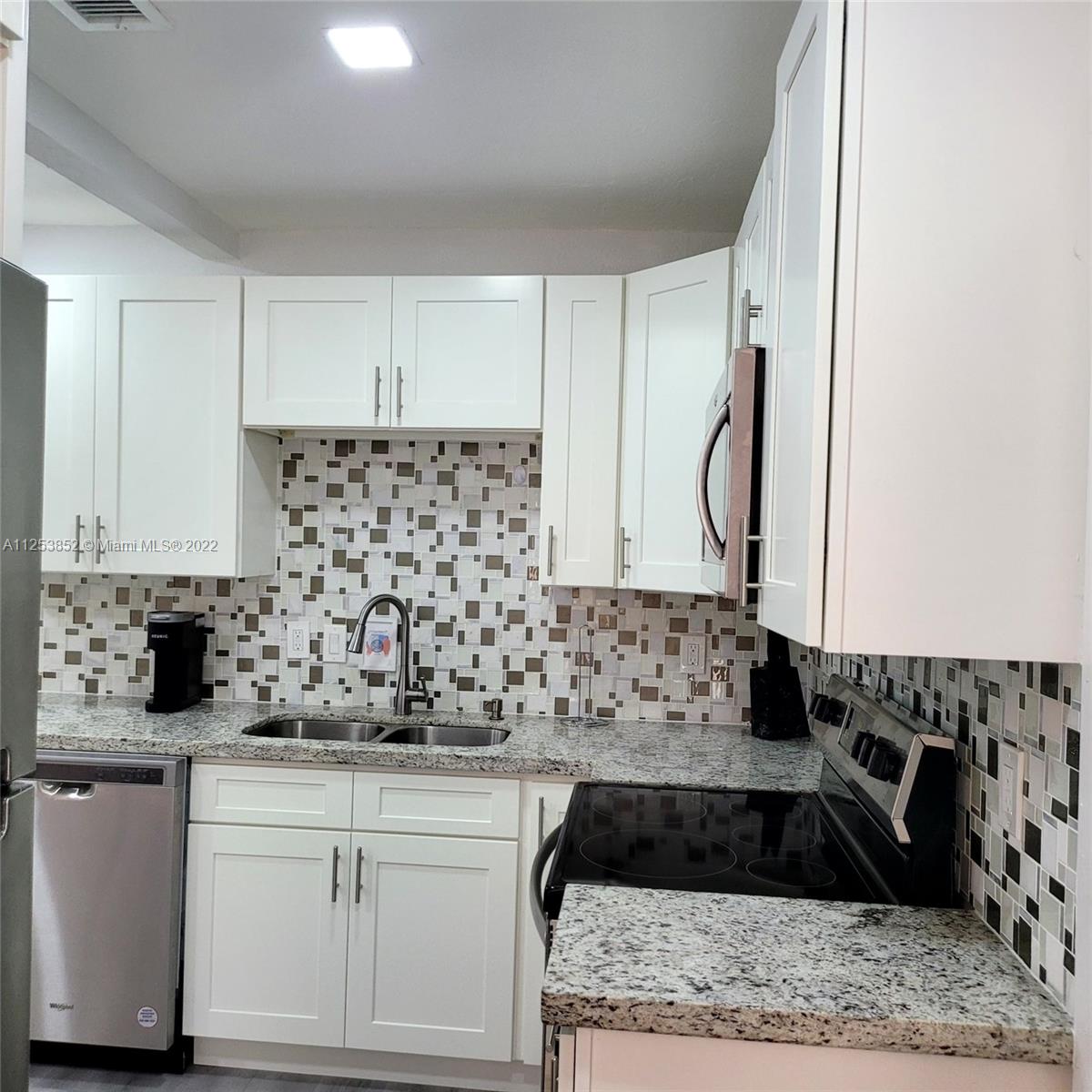 1318 NW 42nd St Unit: 0