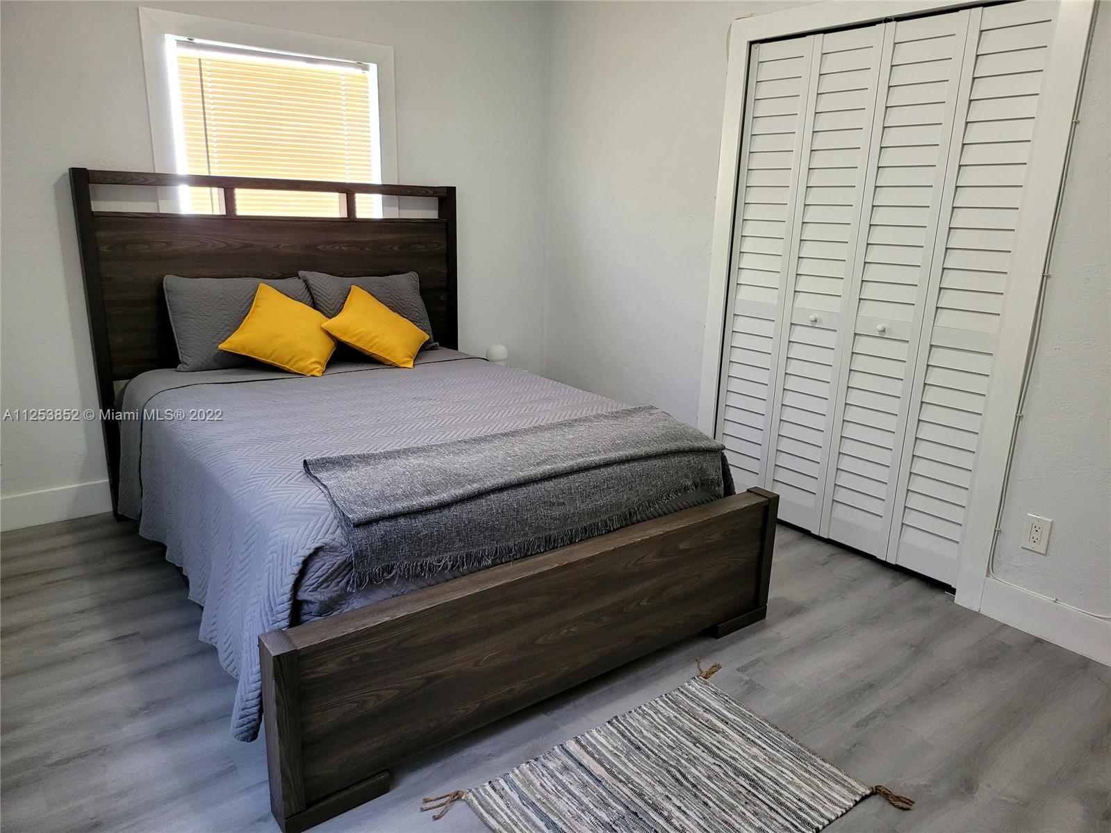 1318 NW 42nd St Unit: 0