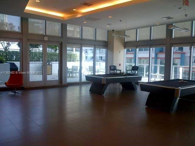 79 SW 12th St Unit: 3205