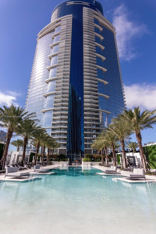 851 NE 1st Ave Unit: 307