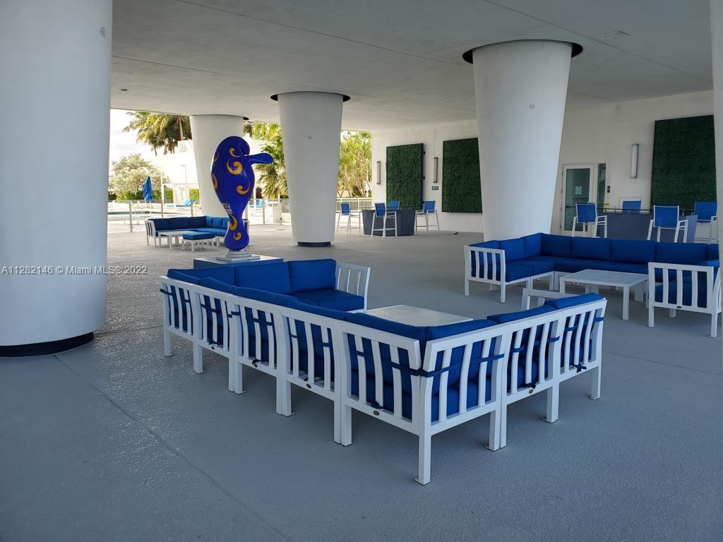 1800 N Bayshore Dr Unit: 2102
