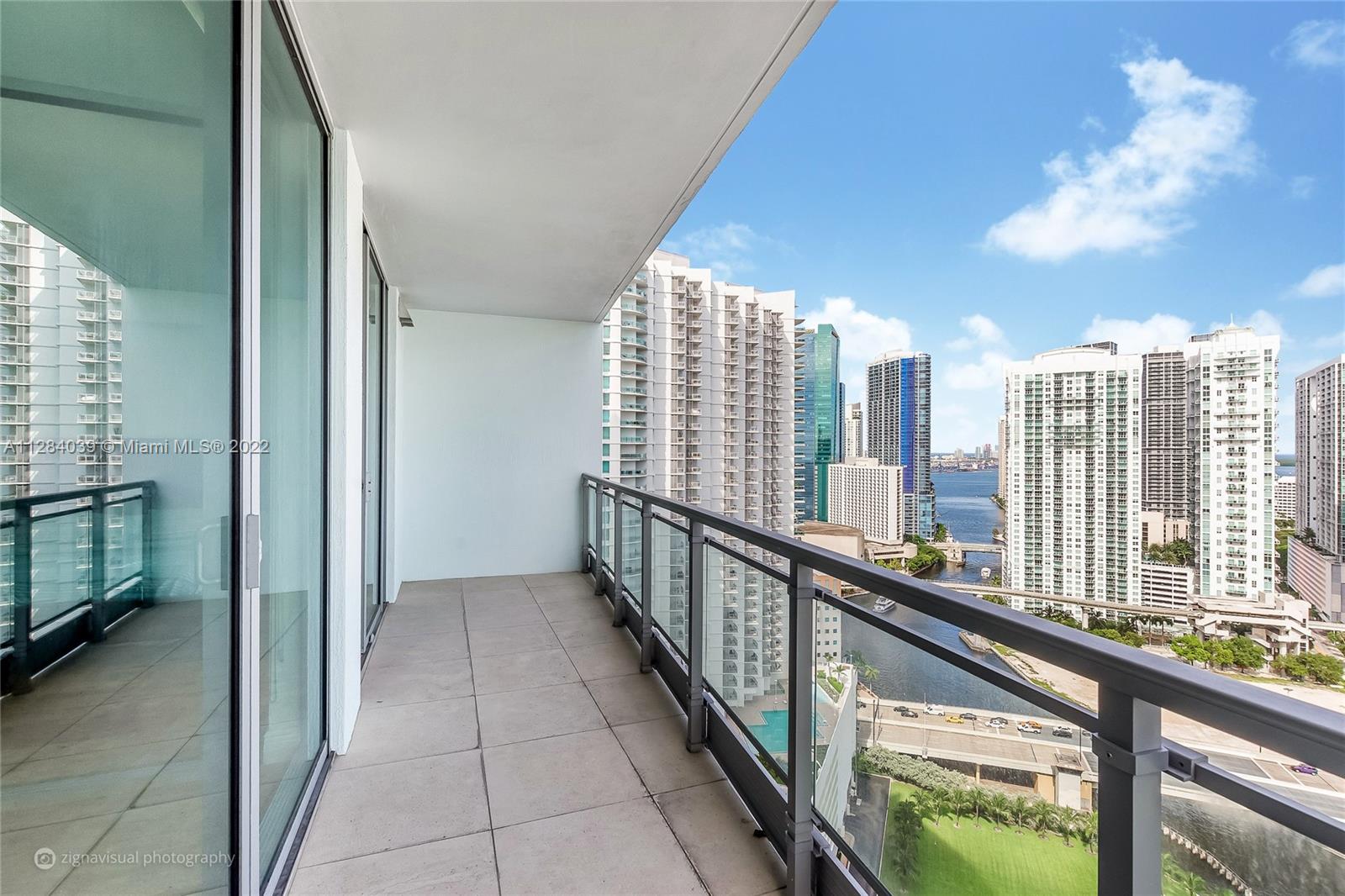 90 SW 3rd St Unit: 3012
