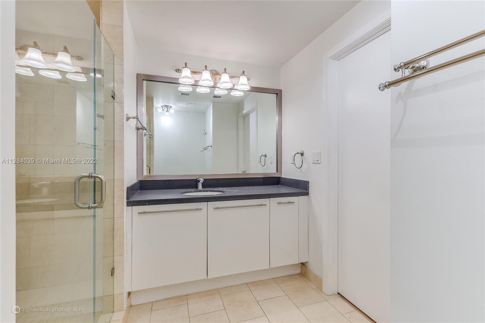 90 SW 3rd St Unit: 3012