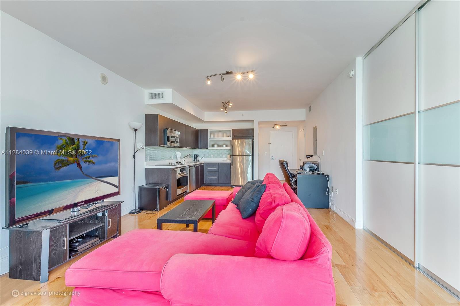 90 SW 3rd St Unit: 3012