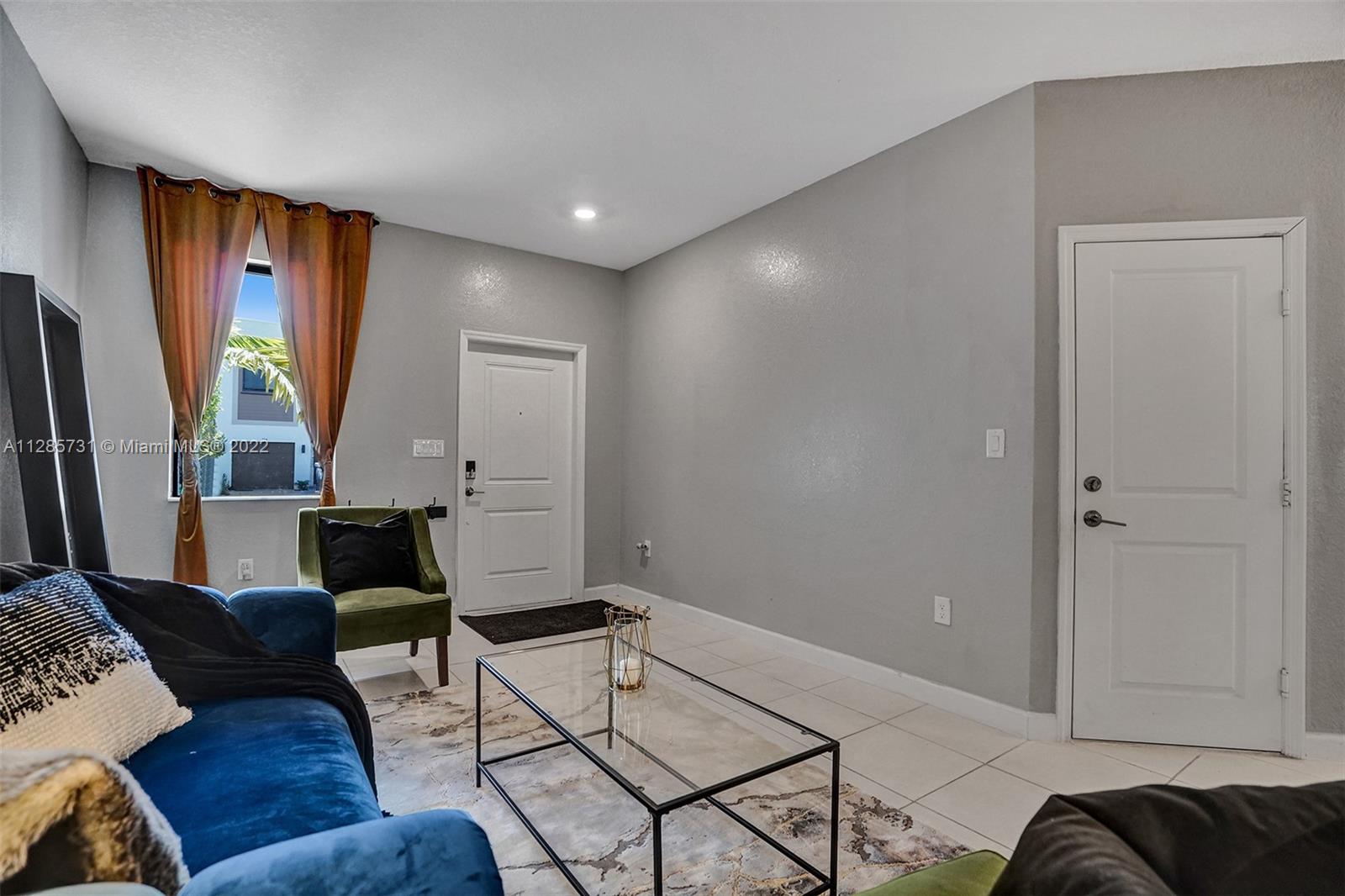 395 NE 211th Ter